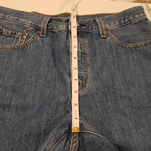 Levi's 501 Cutoffs 28" Waist (measured: 30") 100% Cotton Button Fly - Picture 7 of 12